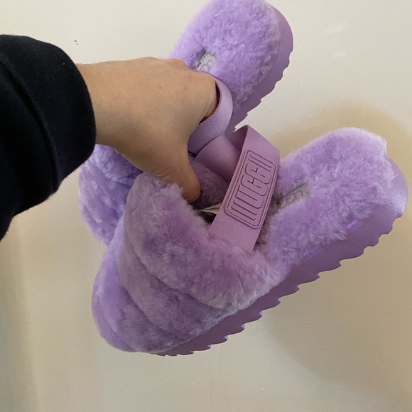 UGG PURPLE LAVENDER SUPER FLUFF SLIPPERS SIZE 6 - Picture 8 of 9